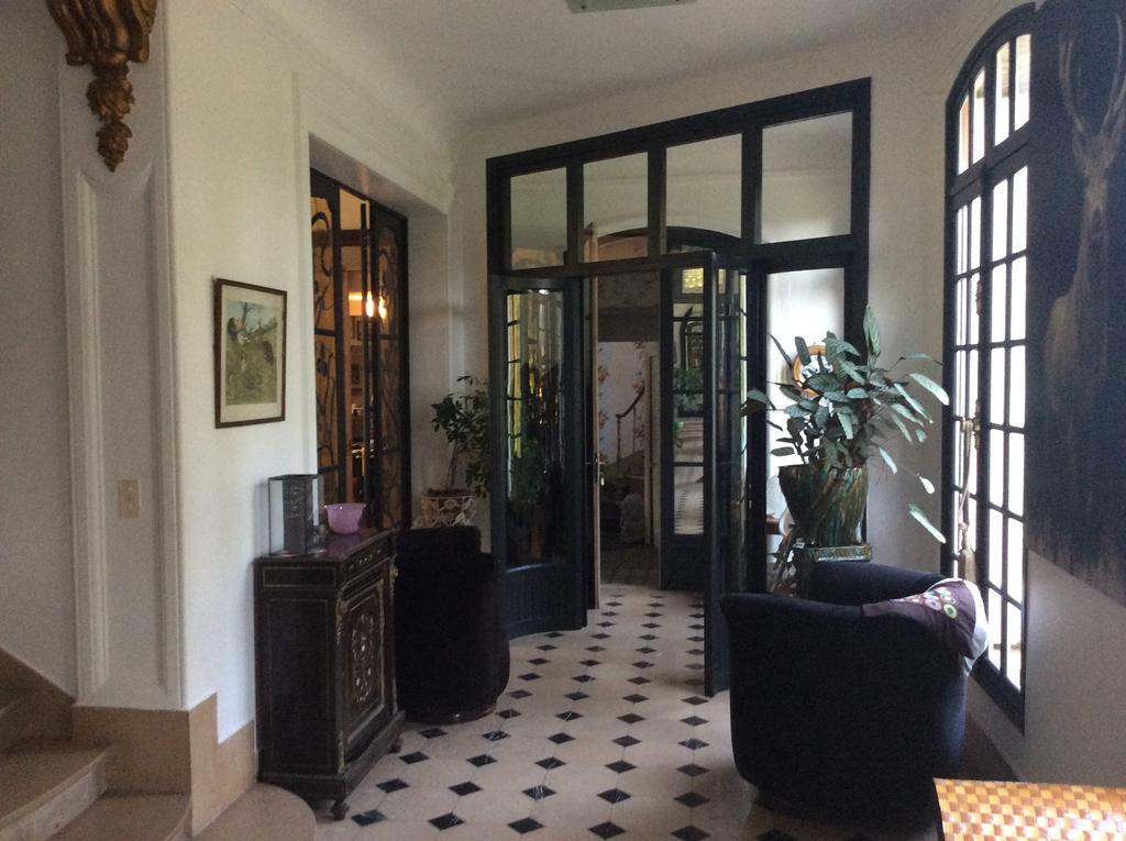 Chateau De Bertreville Bed & Breakfast Exterior photo
