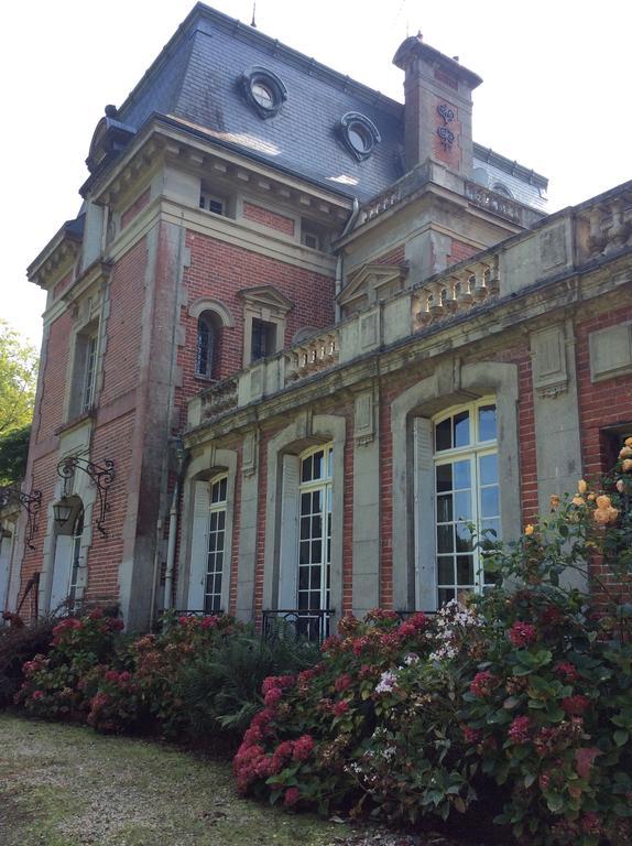 Chateau De Bertreville Bed & Breakfast Exterior photo