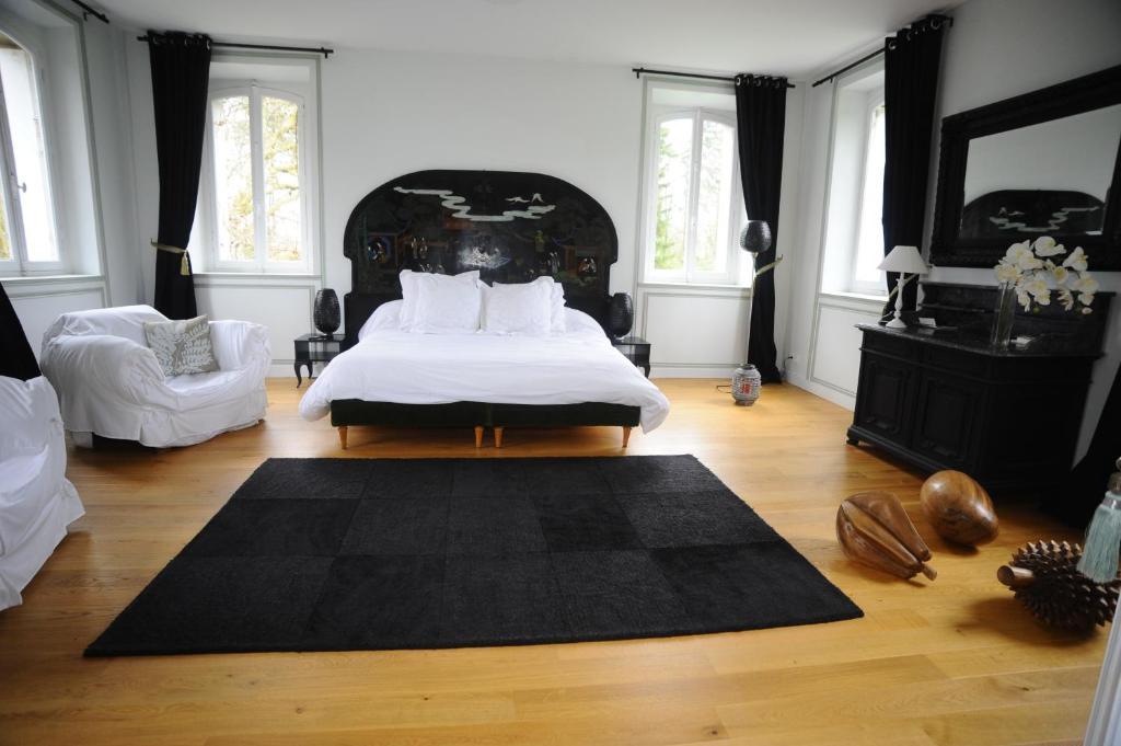 Chateau De Bertreville Bed & Breakfast Room photo