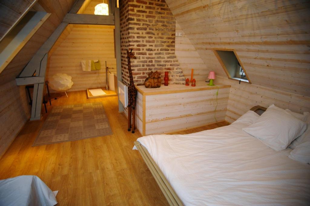 Chateau De Bertreville Bed & Breakfast Room photo
