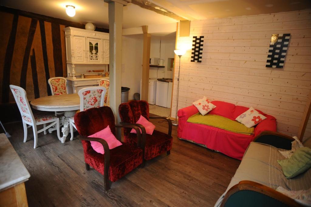 Chateau De Bertreville Bed & Breakfast Room photo